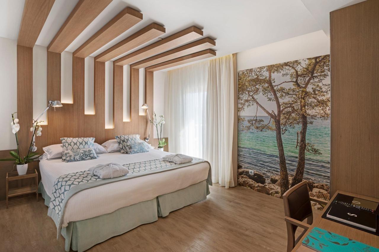 Pure Salt Garonda - Adults Only Ξενοδοχείο Πλάγια Ντε Πάλμα Εξωτερικό φωτογραφία A room at the hotel